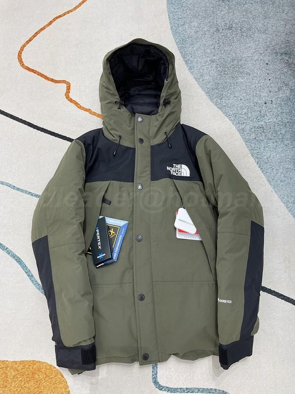 The North Face Men's Outwear 94